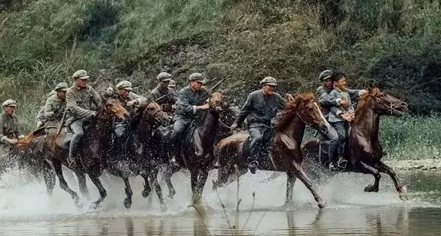 电影《浴血困牛山》定档5月4日，贵州石阡河坝镇为重要取景地 | 相关图片