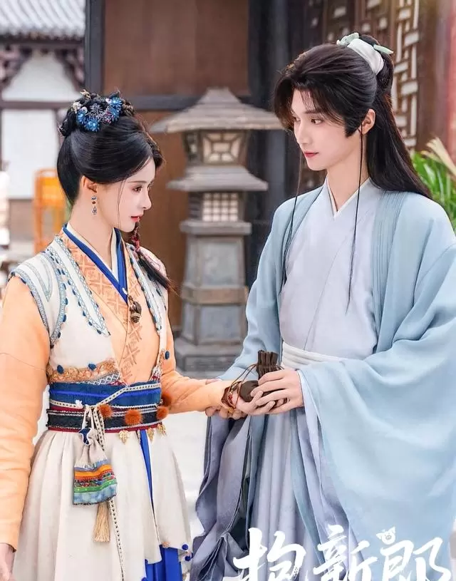 AI短剧《彪悍人生》登顶红果热播榜，《抱新郎》位列第五 | 现场图