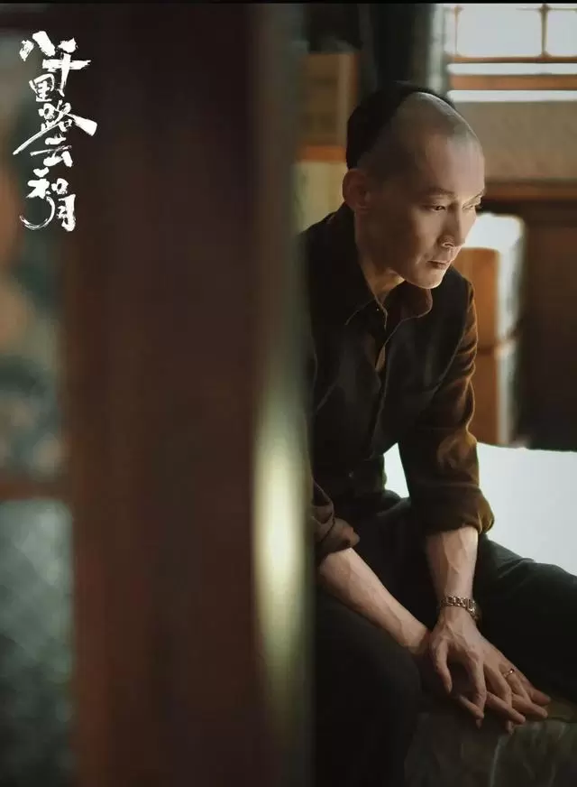 曹磊演完鲁迅再饰张云旗，高原零下十度啃蚕豆塑形 | 细节速览
