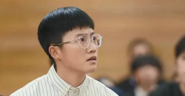 TVB《正义女神》乐珈嘉饰演继女引观众质疑演技与角色适配度 | 细节速览