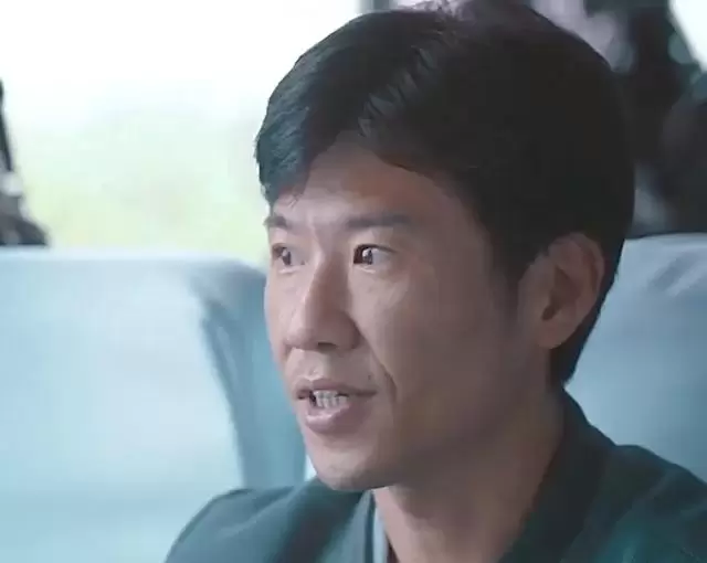 《低智商犯罪》首播引观众质疑剧情逻辑与角色塑造 | 相关图片