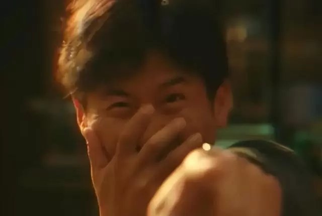 《低智商犯罪》5集上线即破亿，豆瓣8.2分零差评口碑爆发 | 细节速览