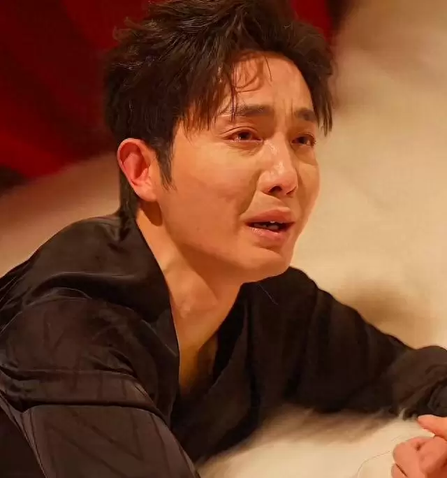 王晨鹏《她比烟花灿烂》首播24小时播放破5000万 | 现场图 王晨鹏《她比烟花灿烂》首播24小时播放破5000万 | 现场图